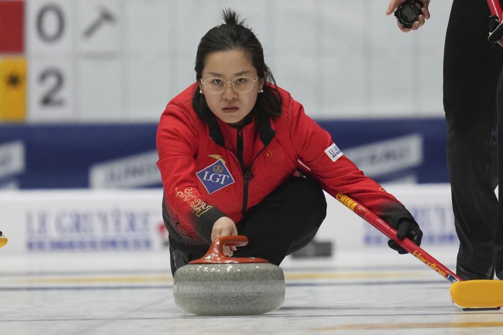 这是真爱，一阿根廷球迷带了50美元，一路搭顺风车去巴西客场